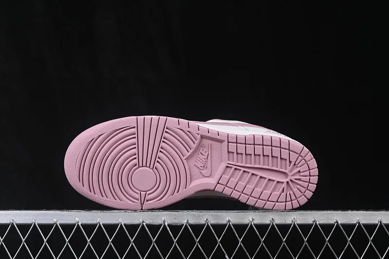All categories Nk SB Dunk Series Nk SB Dunk Low High-end customized low-top sneakers Nike SB Dunk Low low-top casual skateboard shoes WP0418-178